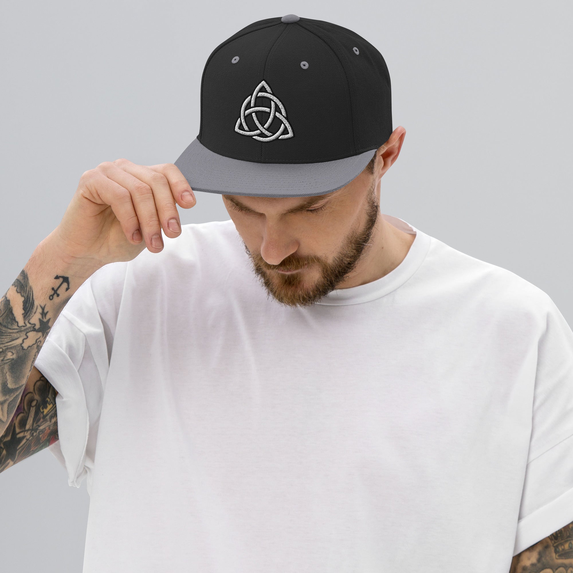 Triquetra - Snapback Cappie