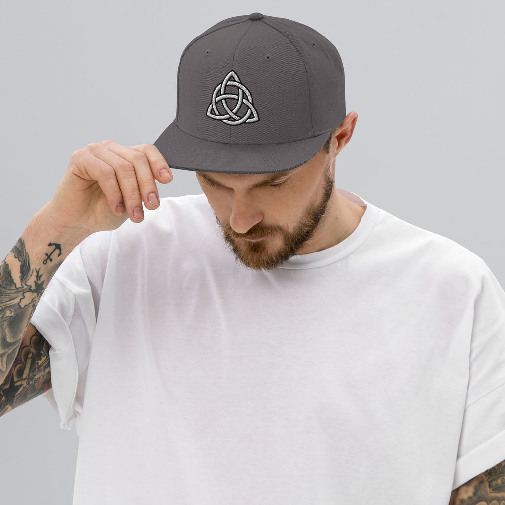 Triquetra - Snapback Cappie