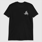 Triskelion Hörner - Basic Unisex T-Shirt (Stick)