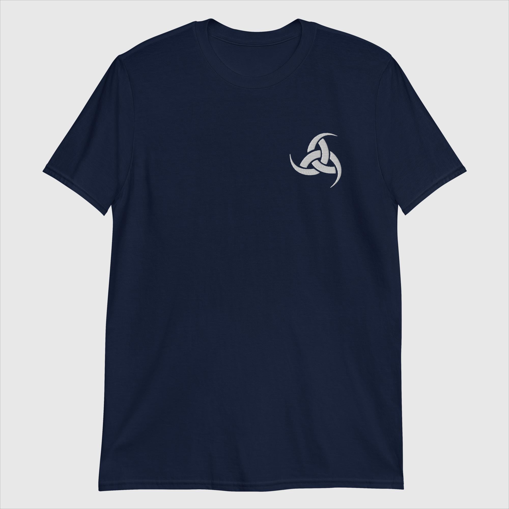 Triskelion Hörner - Basic Unisex T-Shirt (Stick)
