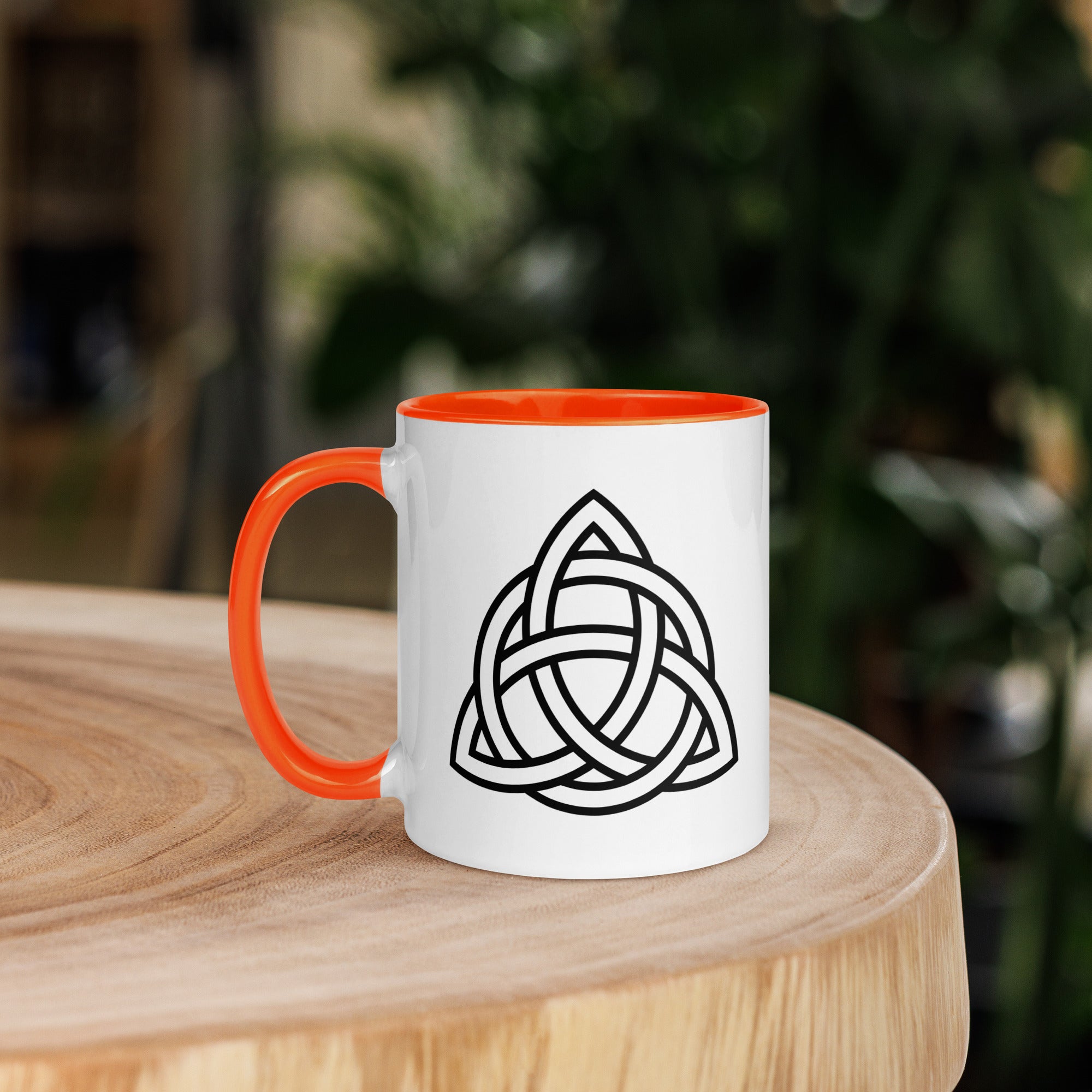 Triquetra - Tasse mit farbiger Innenseite