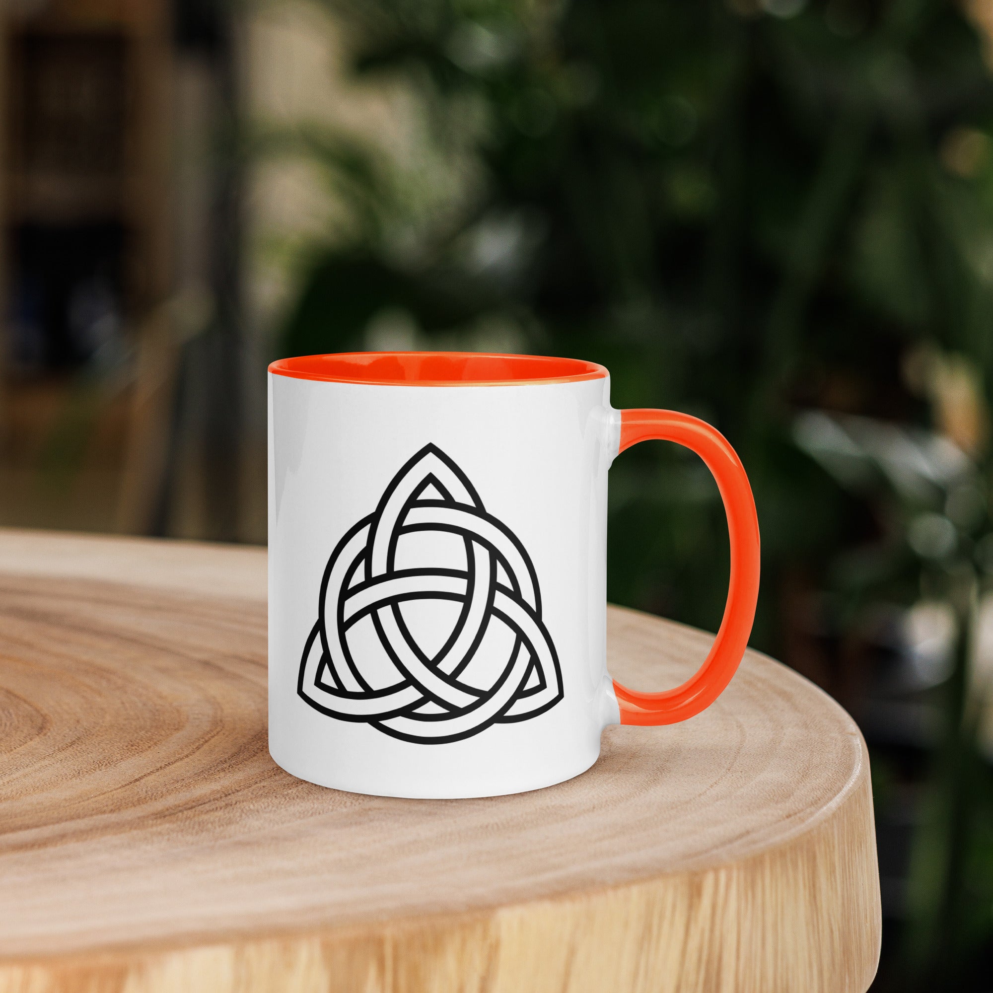 Triquetra - Tasse mit farbiger Innenseite