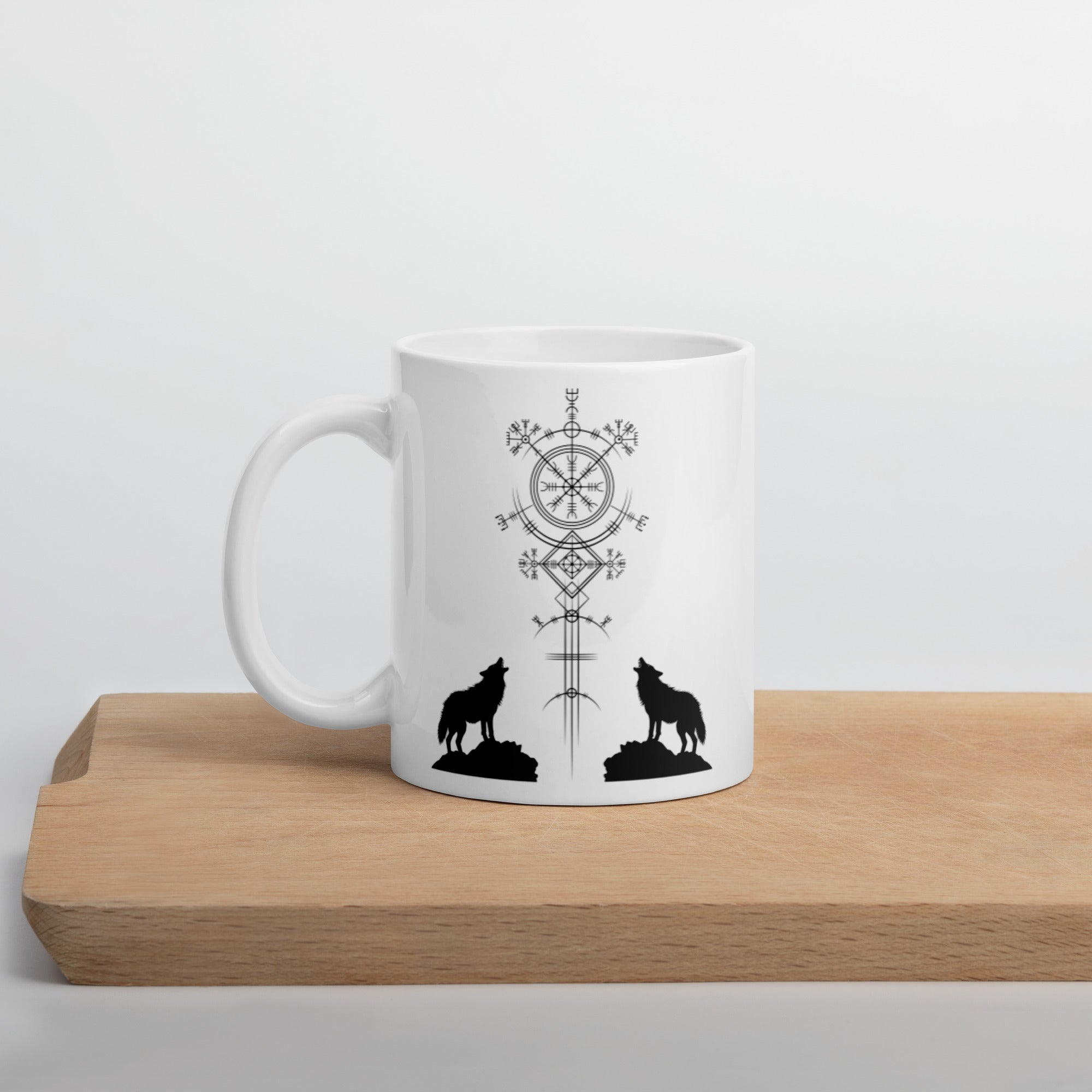 Aegishjalmur Wölfe - Weiße, glänzende Tasse